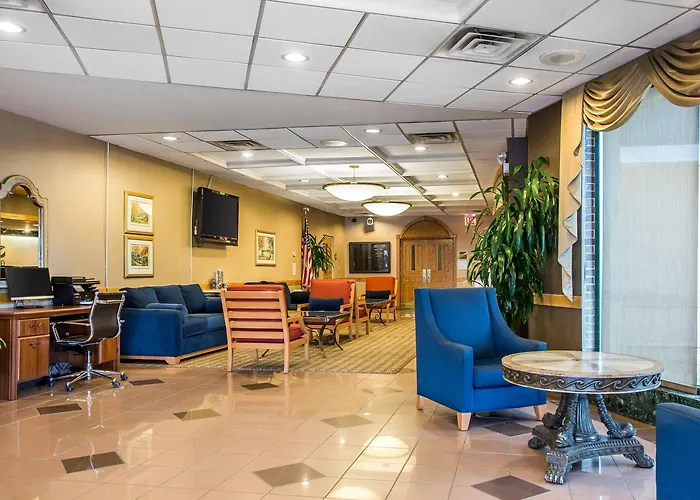 Hotel Midway Airport S By Ihg