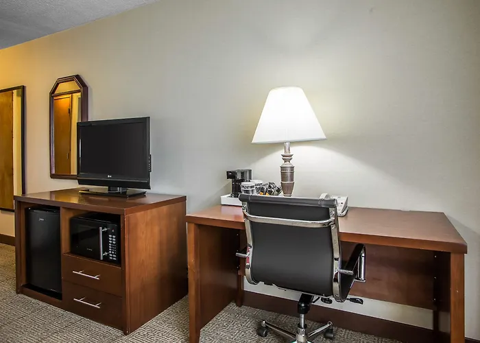 Midway Airport S By Ihg Chicago
