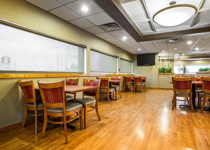Midway Airport S By Ihg Chicago